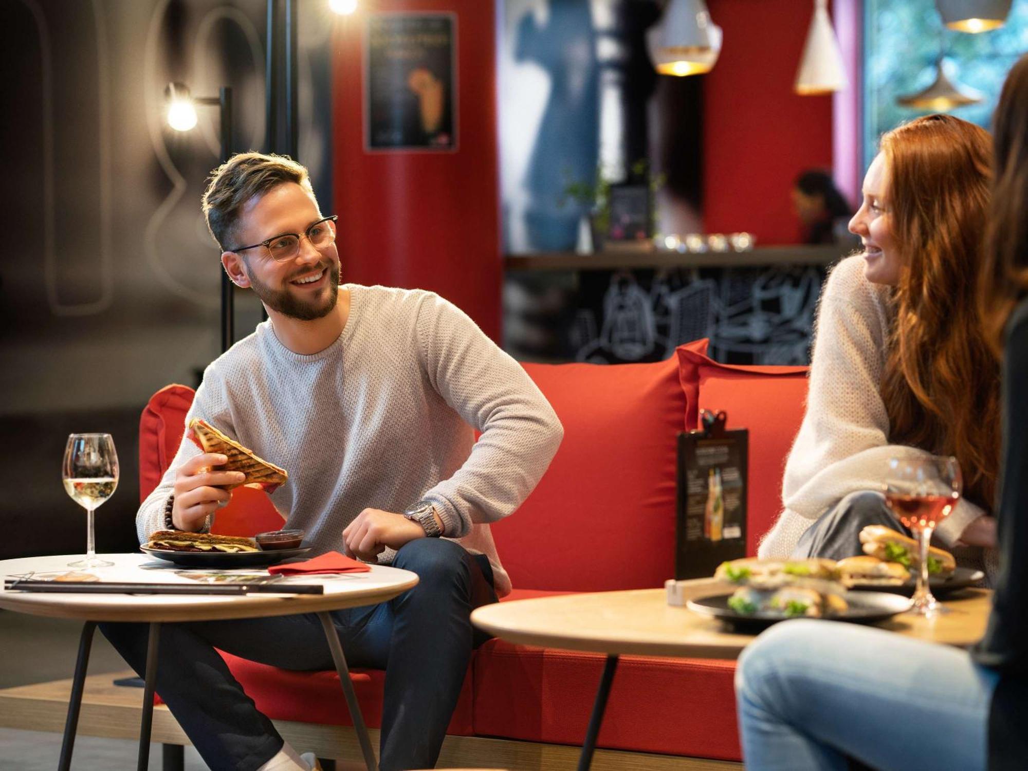 Готель Ibis Orange Centre Екстер'єр фото